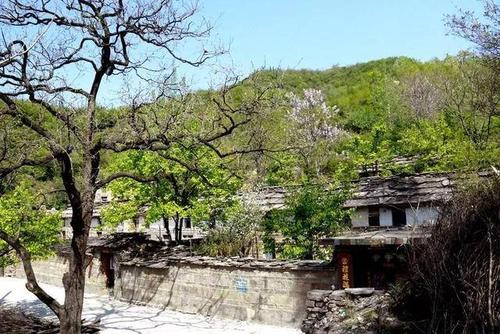 三,新乡市辉县市张村乡——里沟村