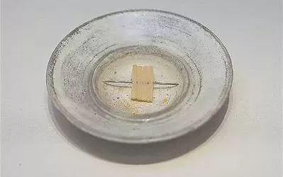 宋代水浮法指南针,据《梦溪笔谈》等古籍记载复制.