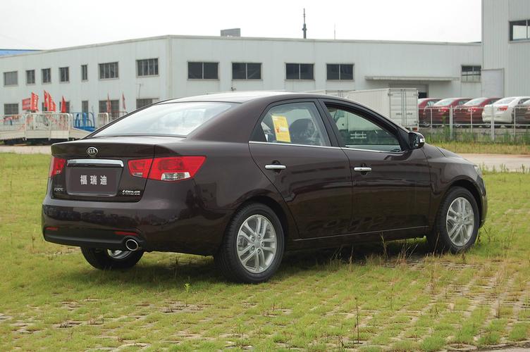 福瑞迪 2012款 1.6l at gl 纪念版