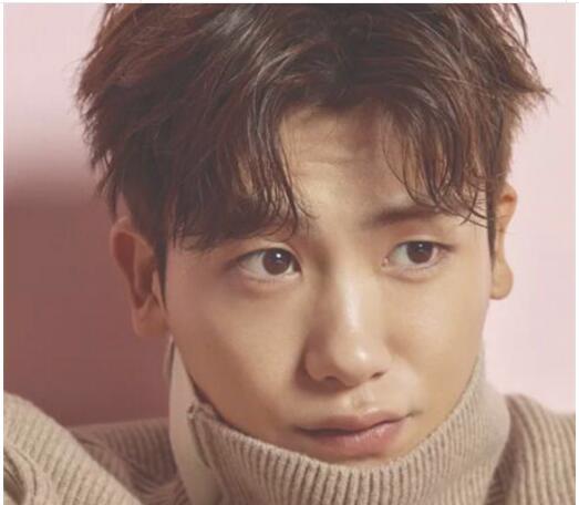 男士前倾短发发型图片