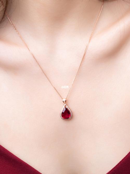 水滴红碧玺宝石吊坠,一款百搭的项链_碧玺_宝石_百搭