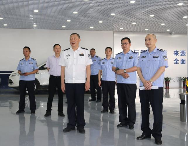 广西法治日报:用党建"红"点亮警察"蓝" ——柳州市公安局柳江分局开展