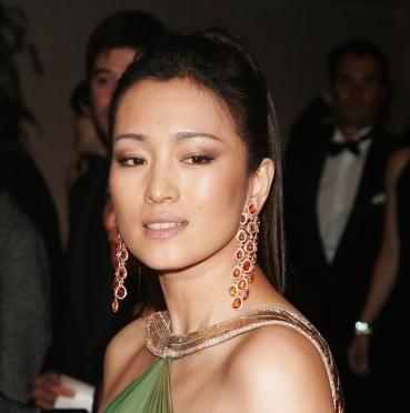 巩俐被曝将改国籍自愿放弃新加坡国籍直言自己年轻时不懂事