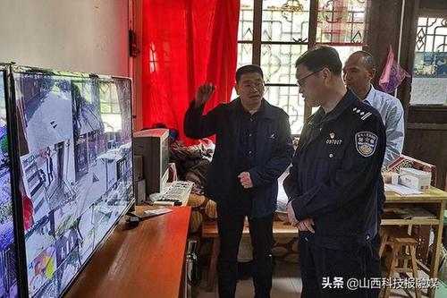 夏县政府副县长,公安局党委书记,局长赵军督导检查"五一"假期首日景区