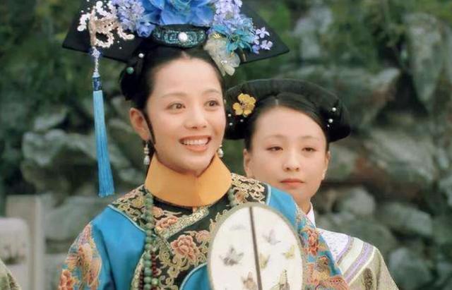 甄嬛明明与沈眉庄称姐道妹,却为何在临走时将胧月托付给了敬妃?
