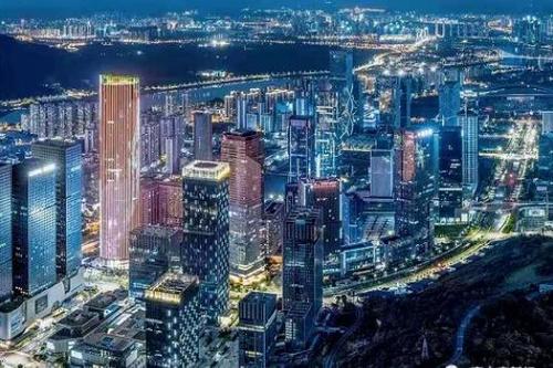 南宁,又是五象新区,中原逐鹿硝烟起,这次由恒大点燃