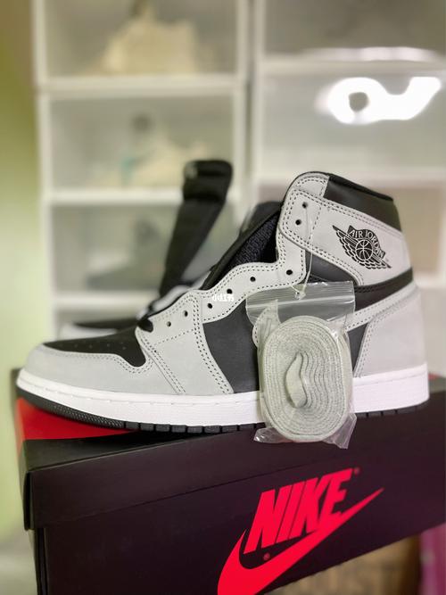 nike aj 1 黑灰 影子2.0_耐克怎么样_air jordan_影子
