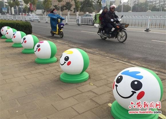 彩绘石墩扮靓景观