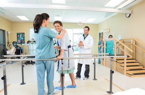 医生:手术不是结束,术后康复训练很重要