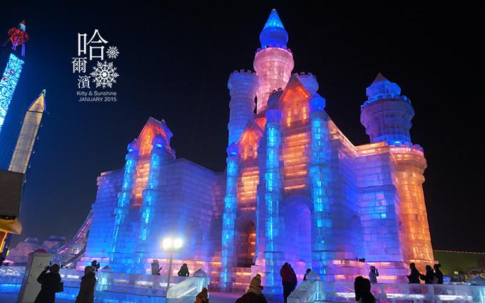 红眼兔牵着肥妞踏上一场冰雪奇缘的北国