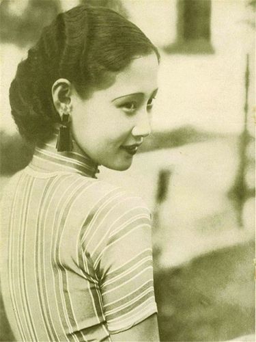 民国女神徐来珍贵老照片:六宫粉黛无颜色,回眸一笑百媚生!