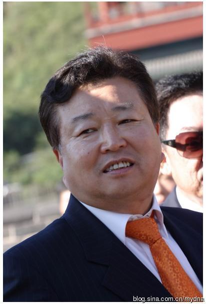 华彬的产业面对的都是成功人士