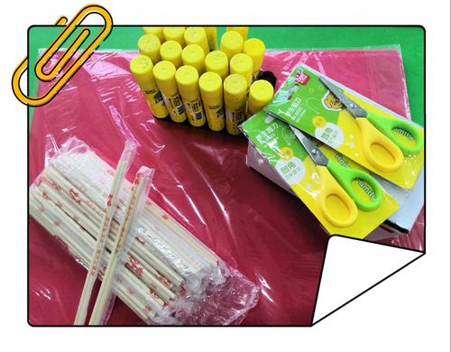 棠阁幼儿园中班手工活动: 《制作小导游旗》