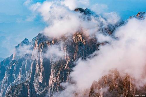 一些风景名胜也开始崭露头角,成为大众心目中的