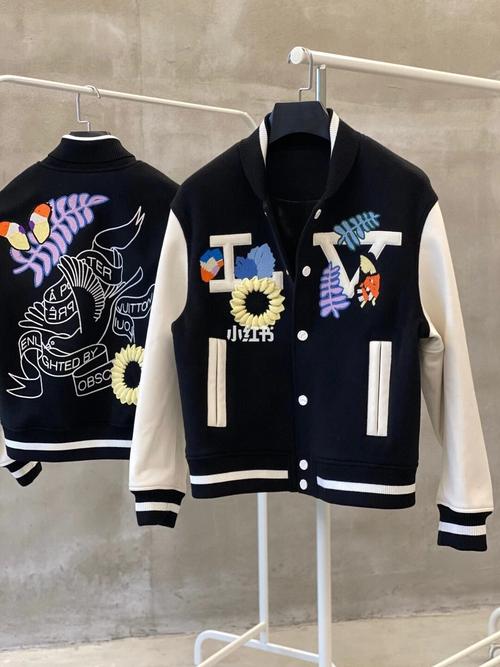 超好看的棒球服_路易威登怎么样_棒球服_lv_时尚_穿搭