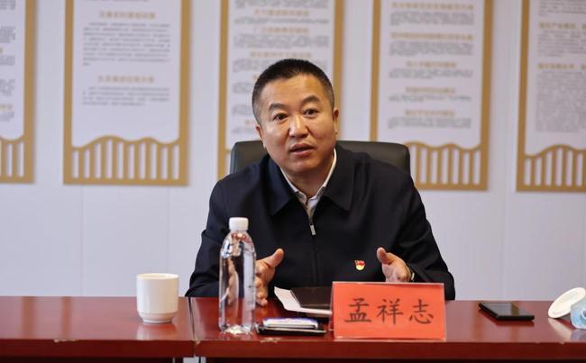 大兴安岭加格达奇区区委书记孟祥志深入加北乡调研