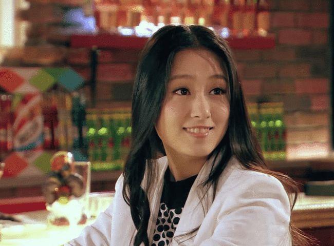 艾佳妮是哪里人她在爱情公寓4出演了哪个角色