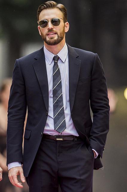 美国队长克里斯·埃文斯,西装穿搭技巧,男神都是这样穿的!