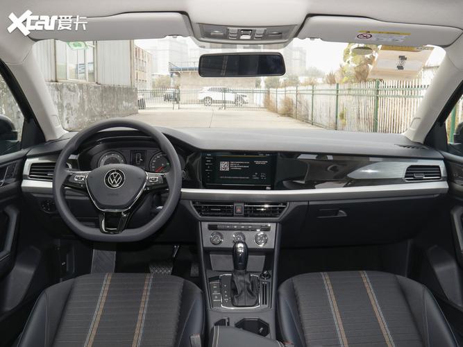 【2021款朗逸1.5l 自动视野版_中控区_1/119张图片】