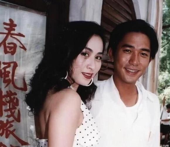 1988年刘嘉玲插足梁朝伟恋情32年后曾华倩报复方法堪称一绝