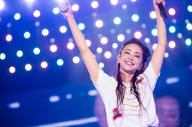 2015年6月10日,安室奈美惠时隔2年再发新专辑《 a target="_blank"