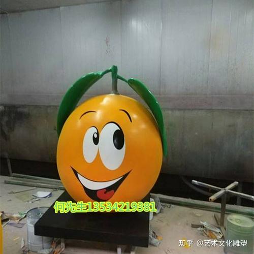 橙子表情包卡通公仔雕塑吸引消费者眼球的美陈作品