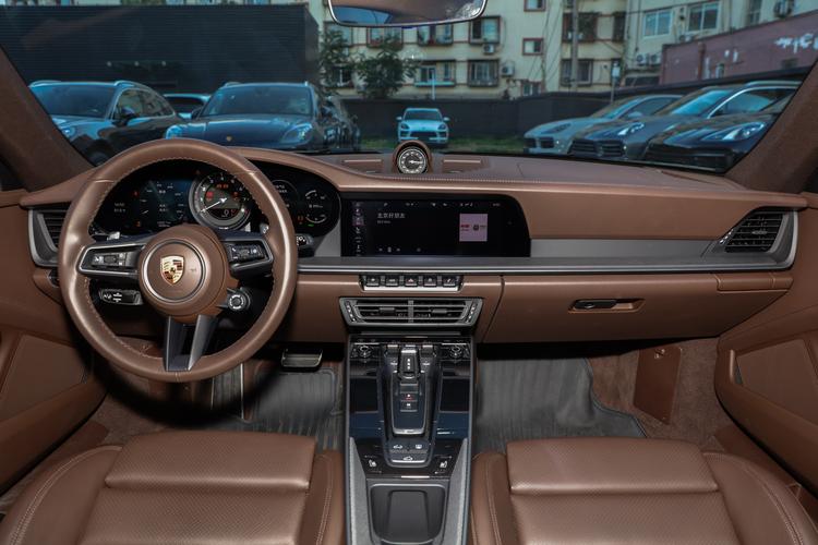 保时捷911内饰-轴距-动力-易车