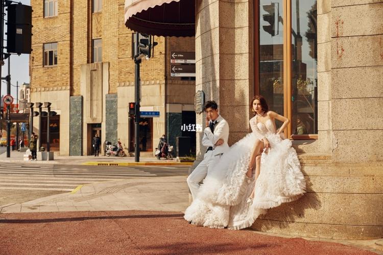 闺蜜都夸的上海外滩婚纱照78,高级质感十足_婚纱照