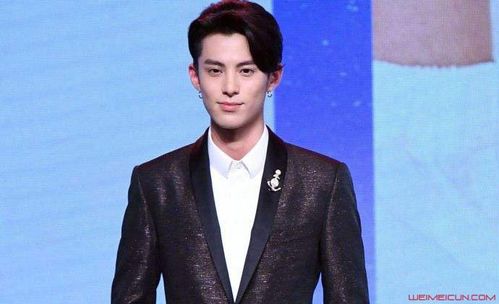 王鹤棣抽烟照片怎么回事,丑照整容等传闻小鲜肉频频被黑
