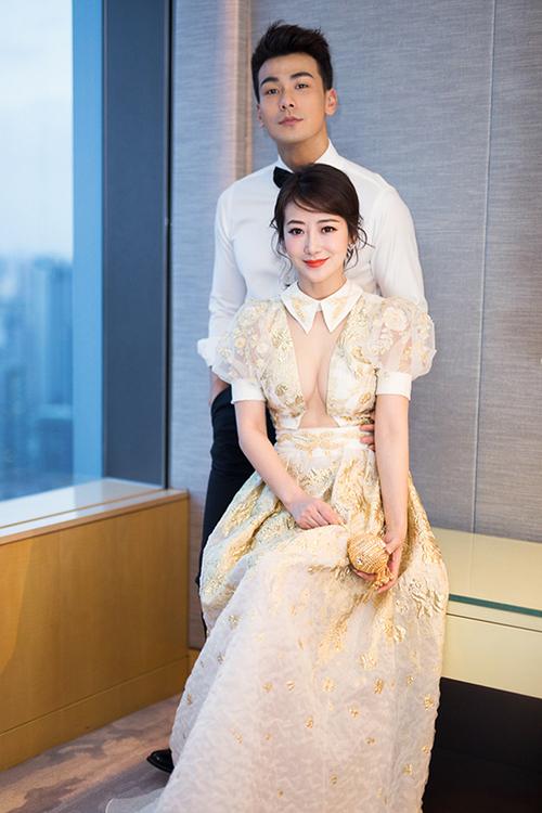 陈紫函戴向宇恩爱宣布 12月9日西班牙大婚