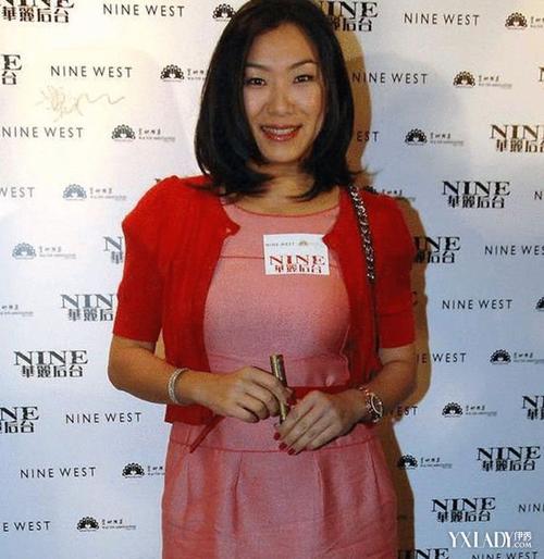【图】莫可欣家境怎么样 方中信老婆莫可欣家世曝光