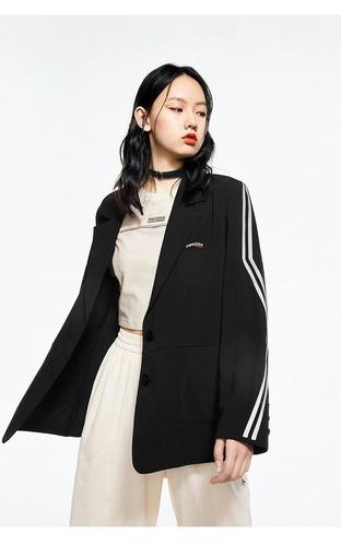 欧阳娜娜同款太平鸟西装垂感休闲套装