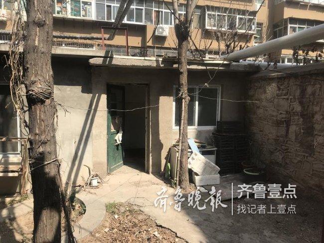 济南市市中区上新街20余处300平违建被助拆