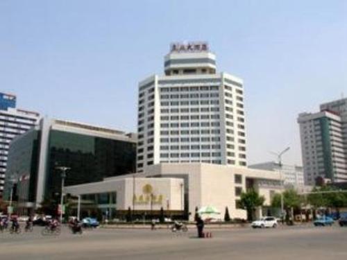 潍坊鸢飞大酒店 (weifang yuanfei hotel)