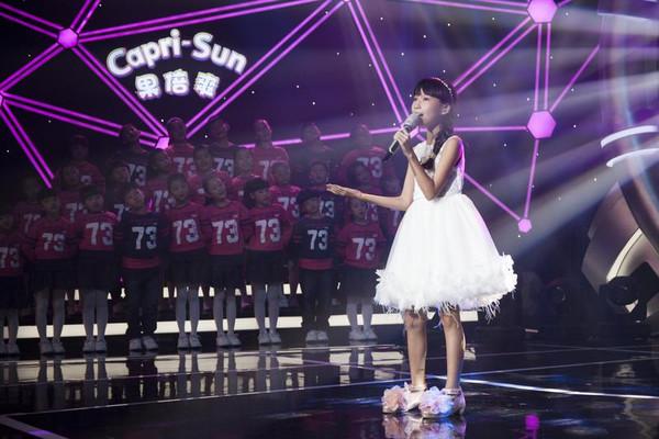 李谷一预定徒弟邱诗晗爆红金曲点击破千万成