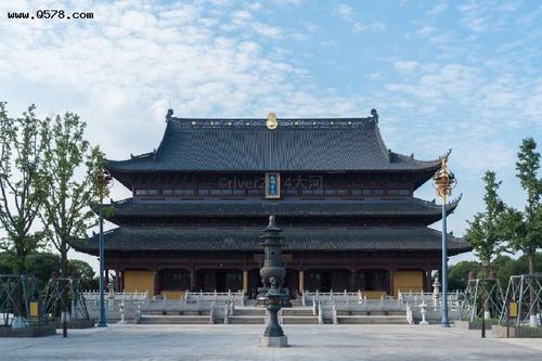 苏州最美寺庙之一,位于阳澄湖畔,坐拥十项全国之最