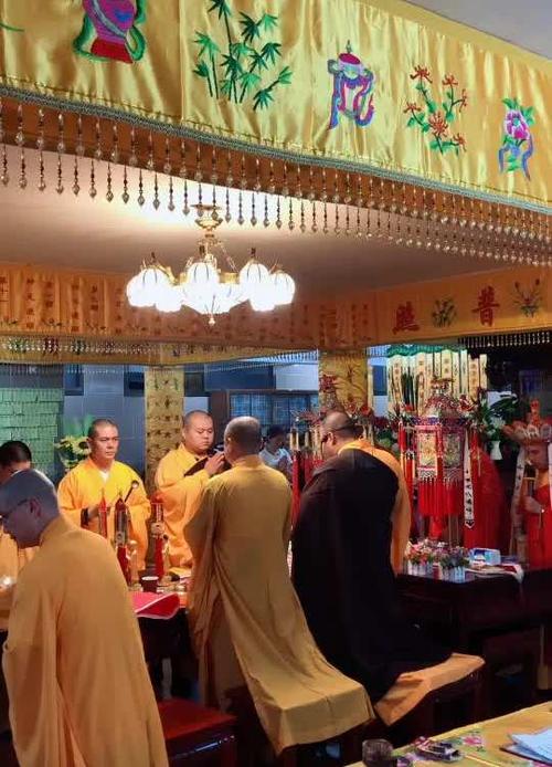 甘露庵-"这里是上海位数不多的共修道场!每月初八,.