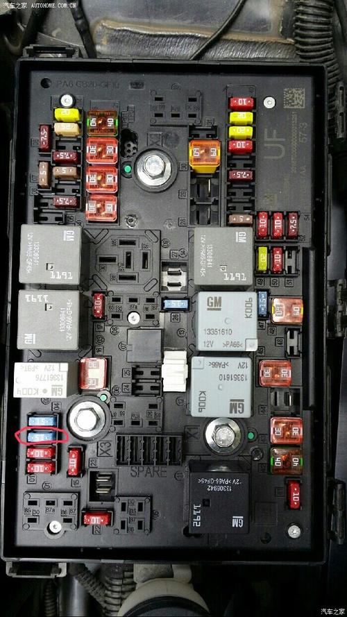 借车友照片,就圈内保险丝.