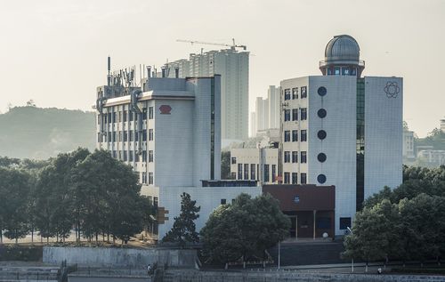 李子园校区慎思楼--邵阳学院