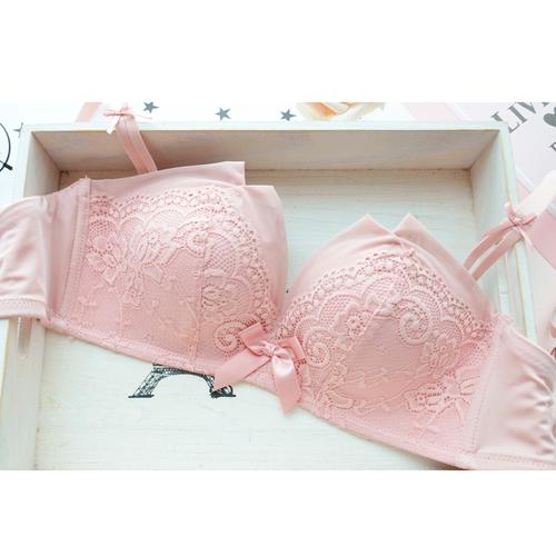 新款式日系蕾丝无钢圈性感内衣女聚拢文胸套装小胸厚收副乳无痕上托