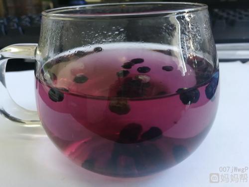 黑枸杞泡水可以替代市售饮料水的颜色可以