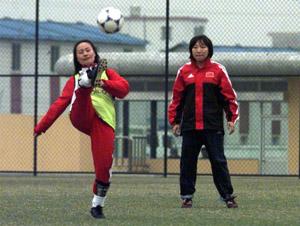  p>谷大泉,曾任北京女足主教练,2005年带领北京女足夺得十运会冠军,后