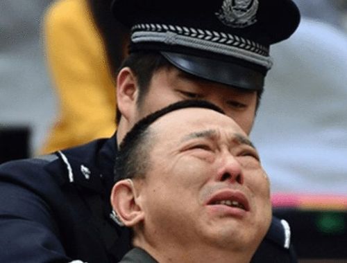 光天化日下的惨剧,引"幕后的幕后",因暴力抗法在当地有了恶名