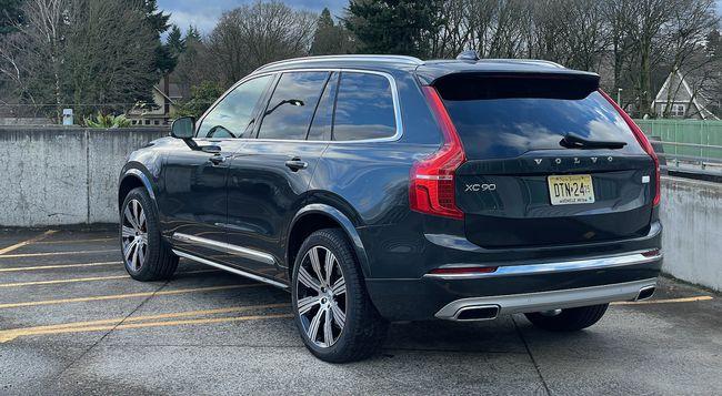 2021年沃尔沃xc90评测仍然是我们最喜欢的大型豪华suv