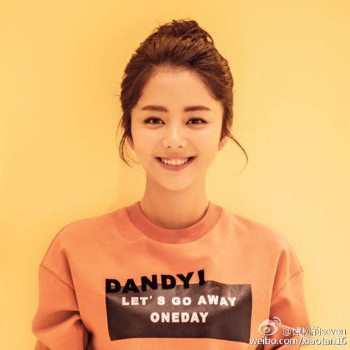 27岁的年纪17岁的脸,谭松韵的少女感原来全靠这几招!