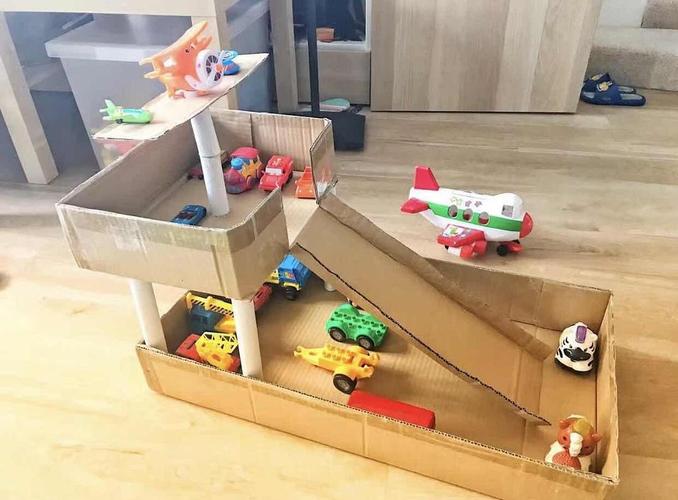 我用废纸箱给孩子做了个圆顶小屋,爱斯基摩style