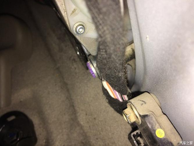 这主驾安全带的气囊插头,以前常报这个阻值高