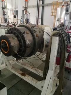 工程变迁急售德国进口挤出机