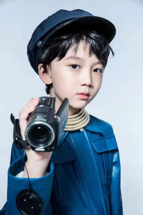 有翡小谢允上线奶萌可爱童星周俞辰演技惊艳看哭无数人