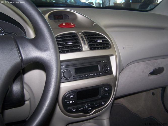 东风标致 206中控方向盘